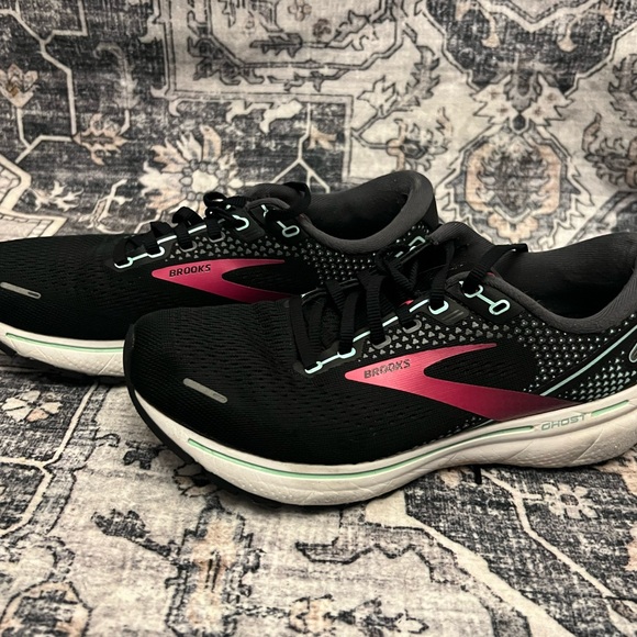 Brooks Women’s Ghost 14 Running Shoes - Picture 1 of 4